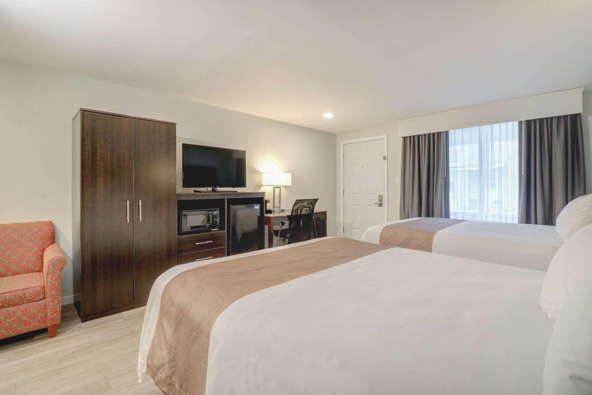 Quality Inn & Suites Lincoln Kültér fotó
